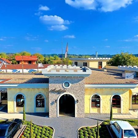 Motel Pizzeria Antic'S Laktaši Kültér fotó
