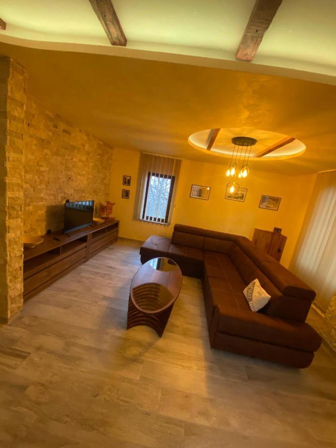 Motel Pizzeria Antic'S Laktaši Kültér fotó